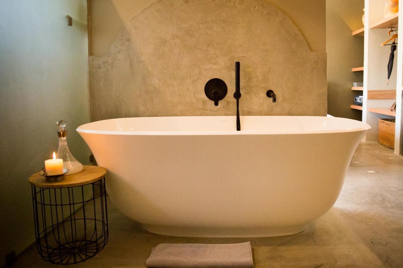 Olive Grove Guesthouse Виндхук Экстерьер фото