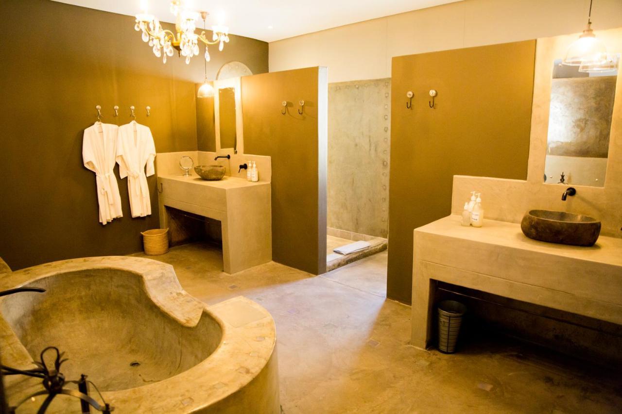 Olive Grove Guesthouse Виндхук Экстерьер фото