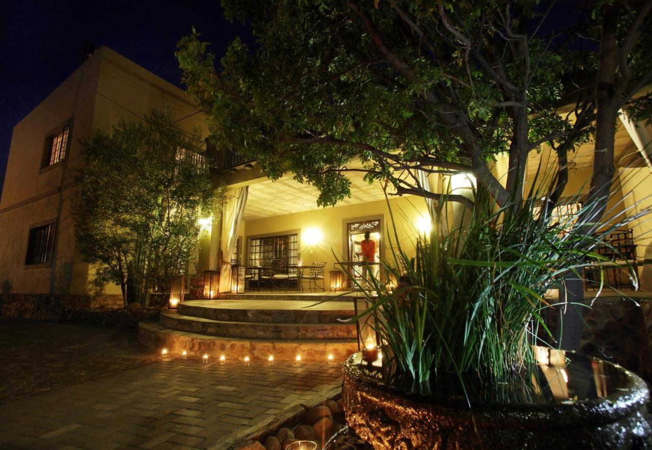 Olive Grove Guesthouse Виндхук Экстерьер фото